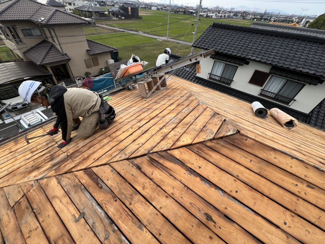 香川県丸亀市屋根葺き替え工事