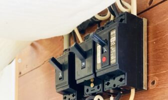 電気配線ショート